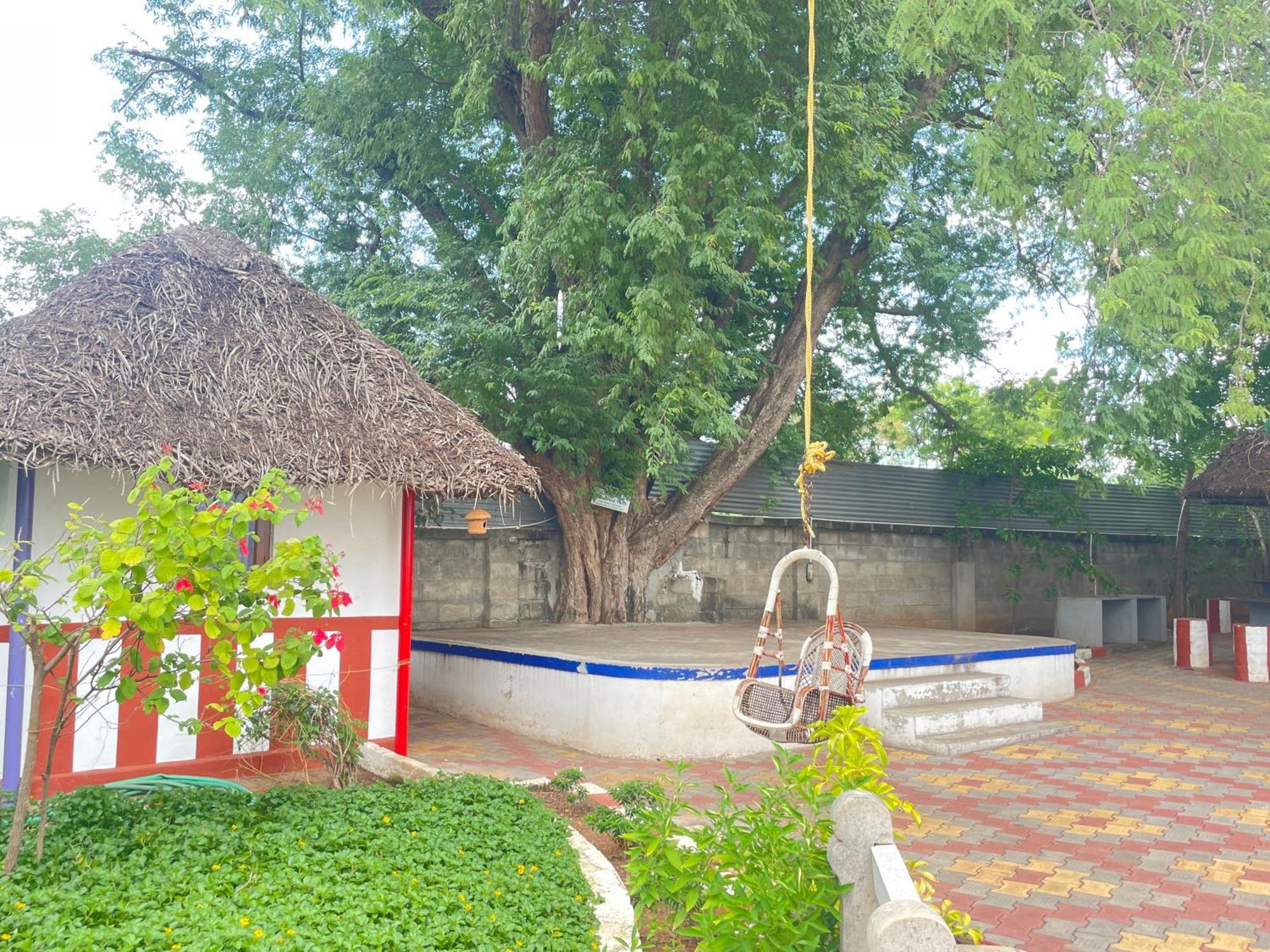 Chola Heritage Resort Kāraikkudi Eksteriør bilde