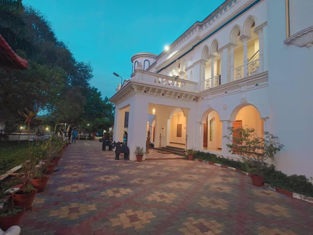 Chola Heritage Resort Kāraikkudi Eksteriør bilde
